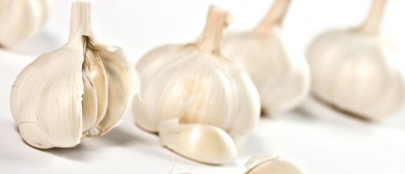 Garlic is a men's health product that improves potency
